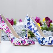 bodegón zapatos de flores