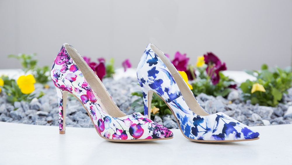 bodegón zapatos de flores primavera 