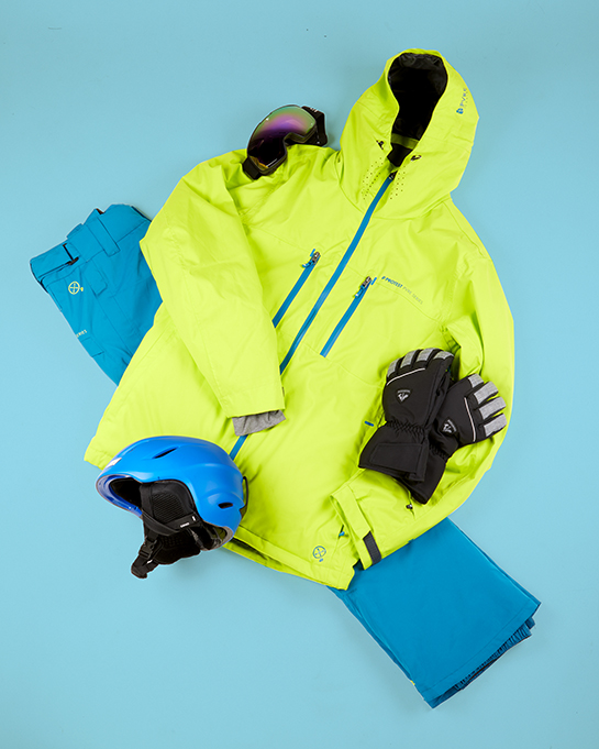 ropa de esqui lima y azul